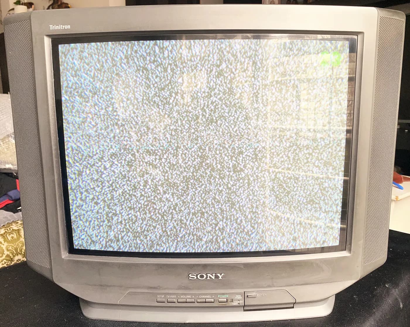 TV Sony Trinitron de 21 pulgadas