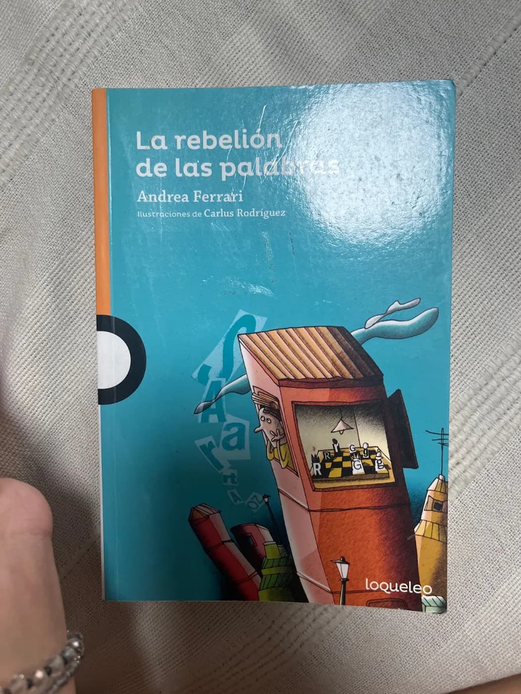 Libro “La rebelión de las palabras”