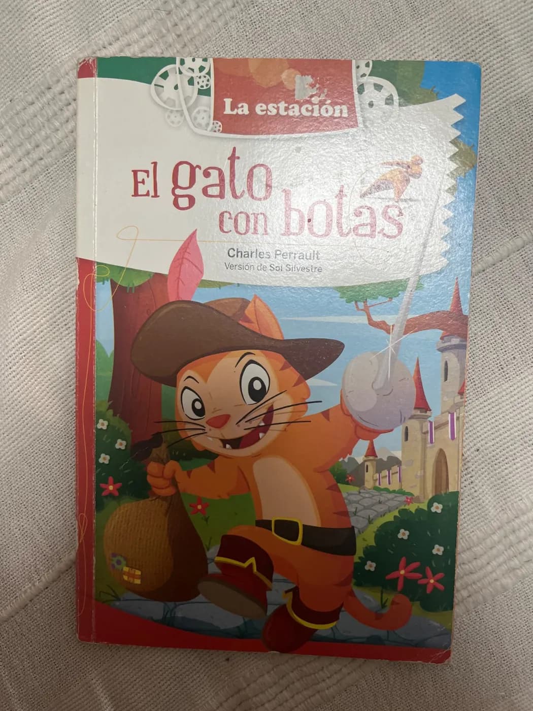 Libro “El gato con botas”