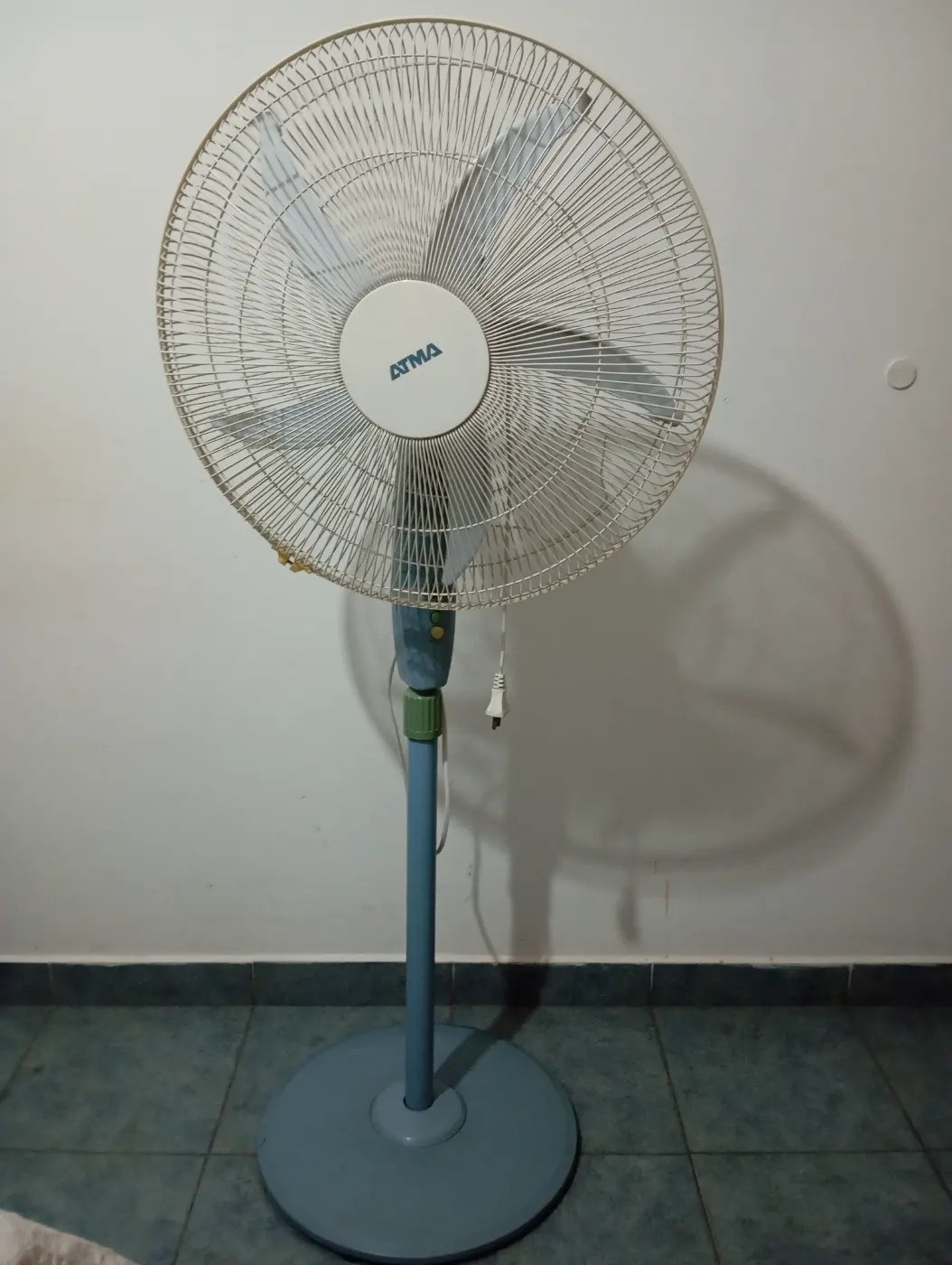 Ventilar de pie ATMA