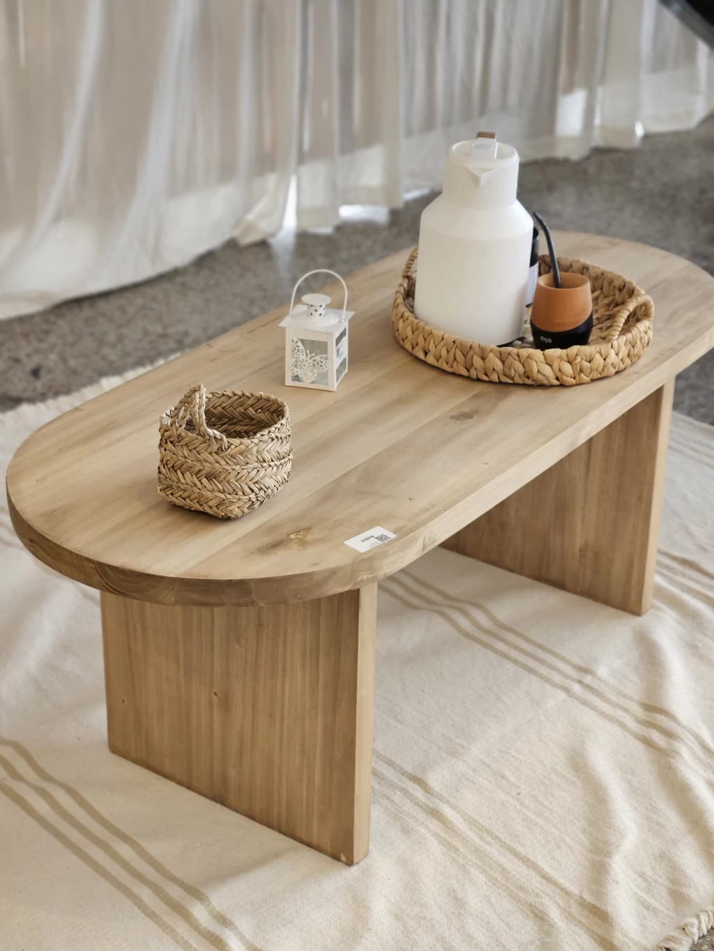 Mesa Ratona de álamo macizo teñido color petiribi