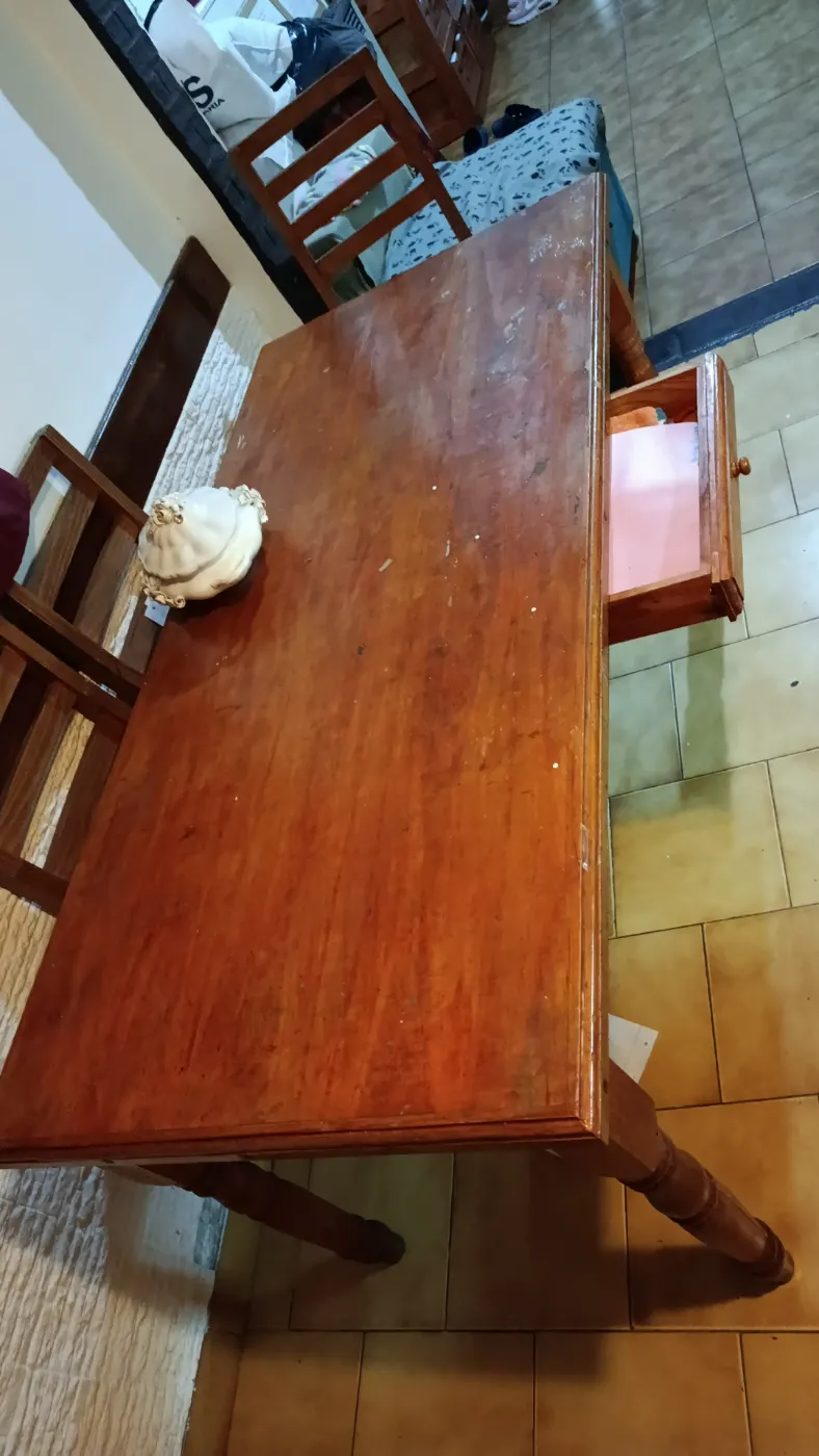 MESA DE MADERA 1.70 MTS