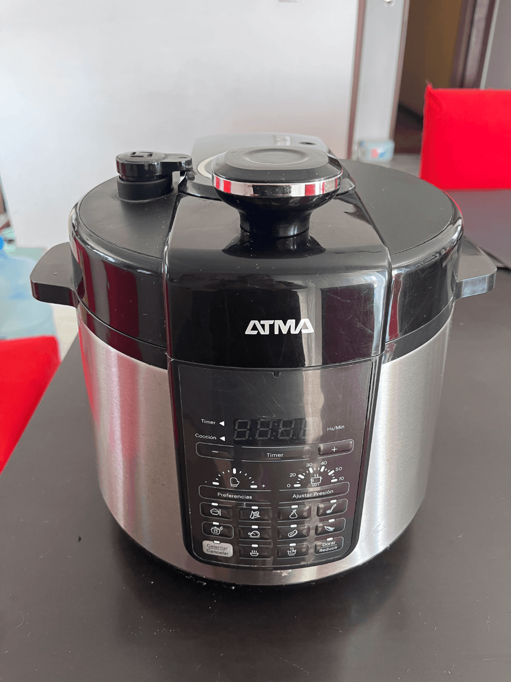 Olla a presión Atma