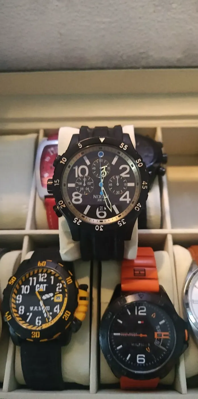 Reloj Nixon 48-20 Chrono(all Black / lum)