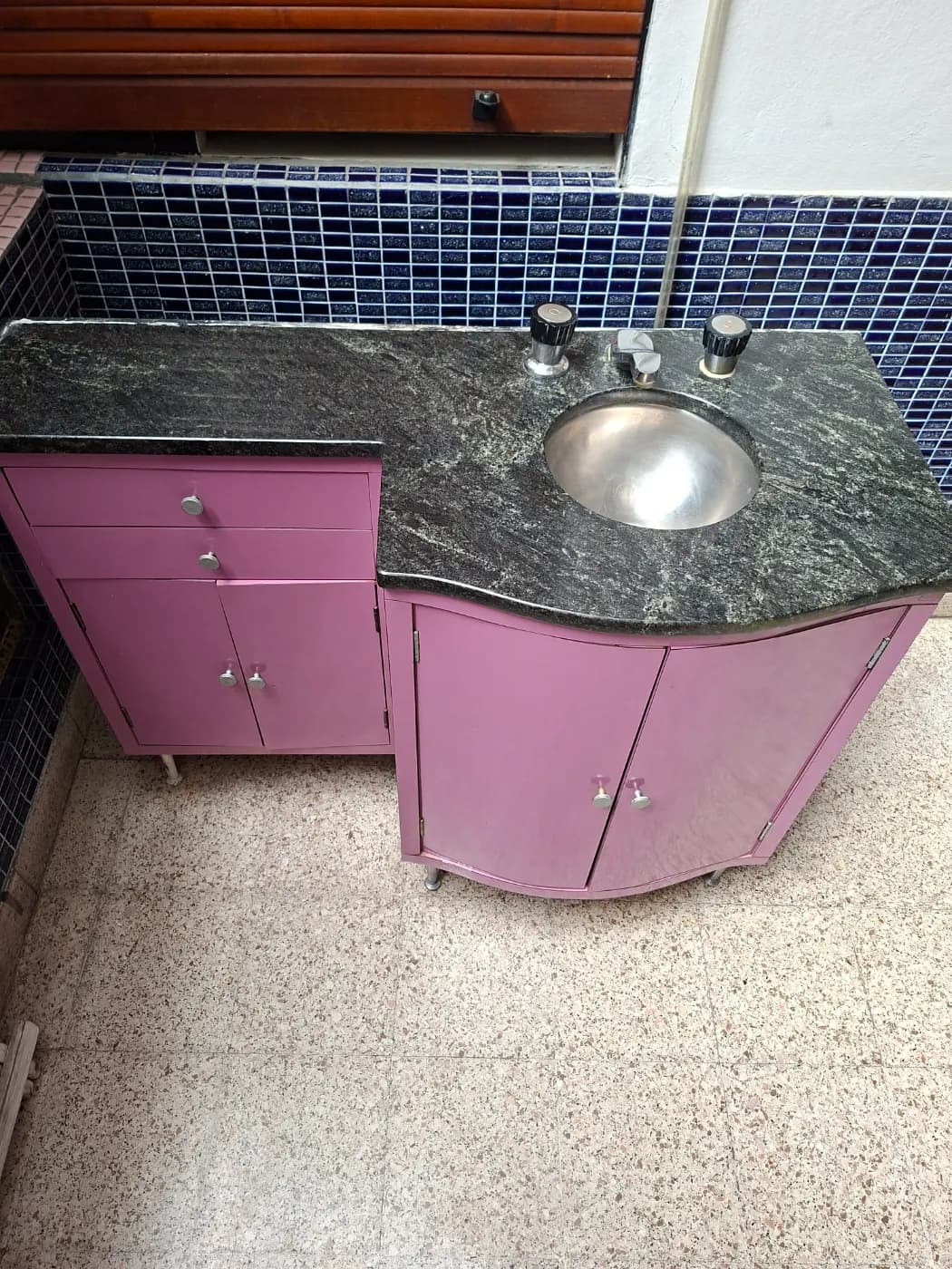 Vanitory completo!! Mármol ,canillas,bacha de acero inoxidable. y mueble de formica