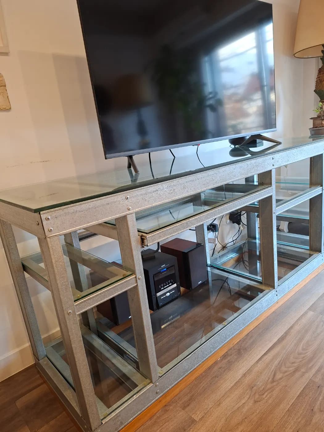 Mueble bajo Moderno