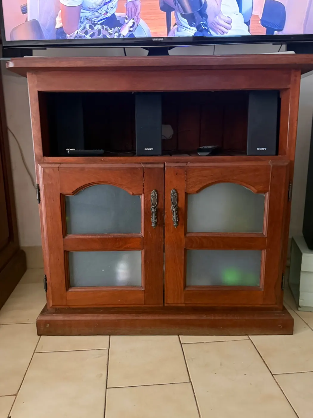 Soporte de tv 100% algarrobo