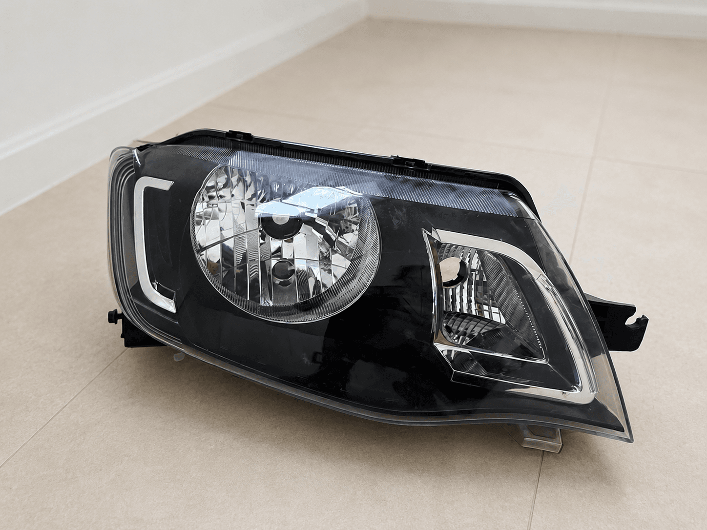 Faro Delantero Derecho Renault Kwid Iconic Original OEM 2018-2022