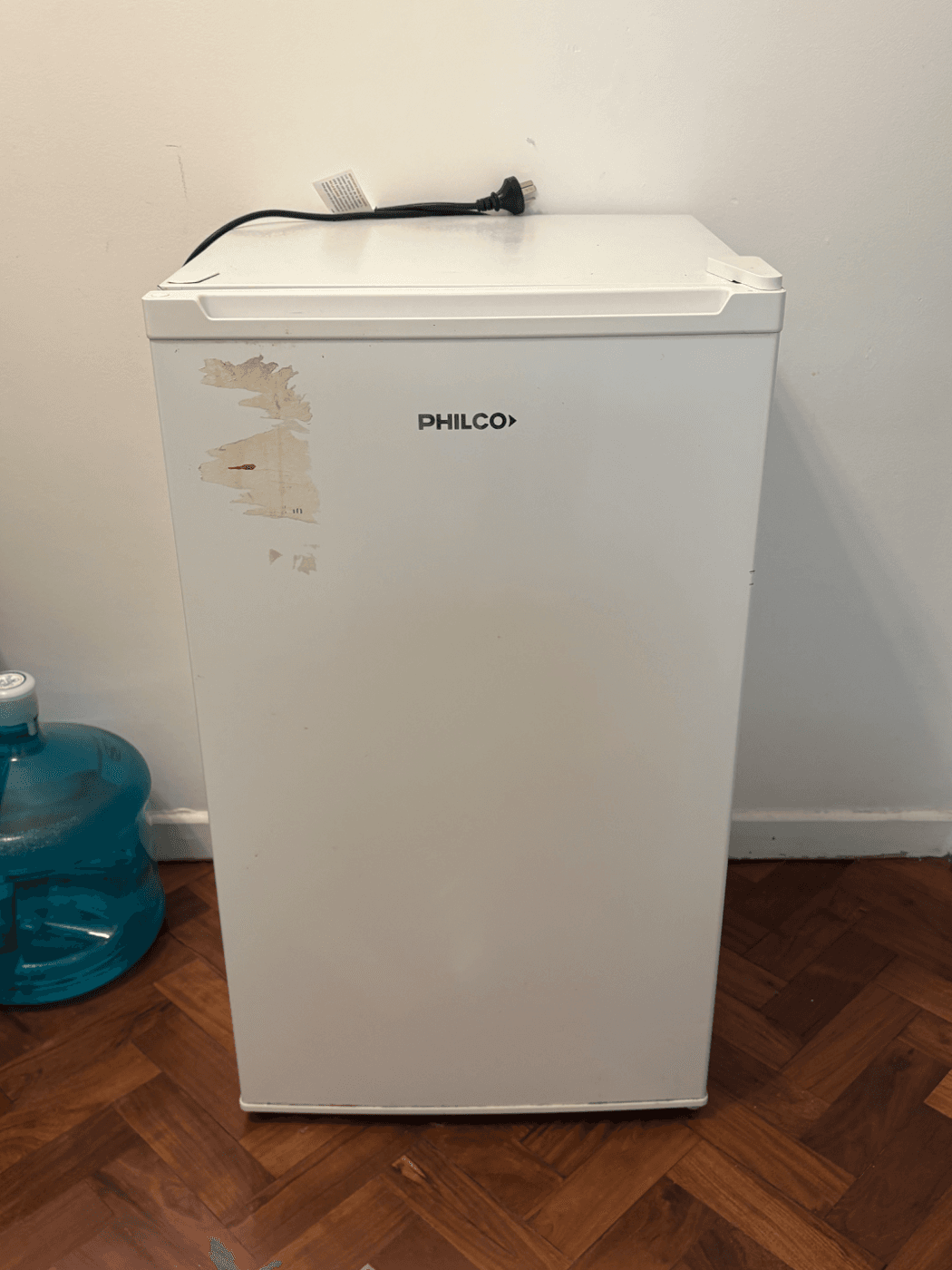 Heladera bajo mesada Philco 83 litros