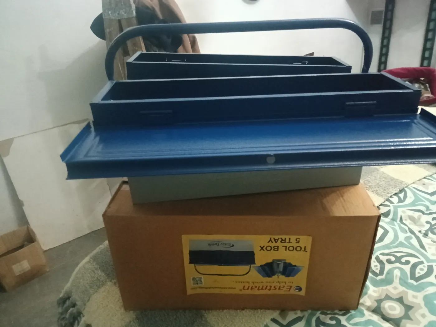 Caja de herramientas. Tres compartimiento