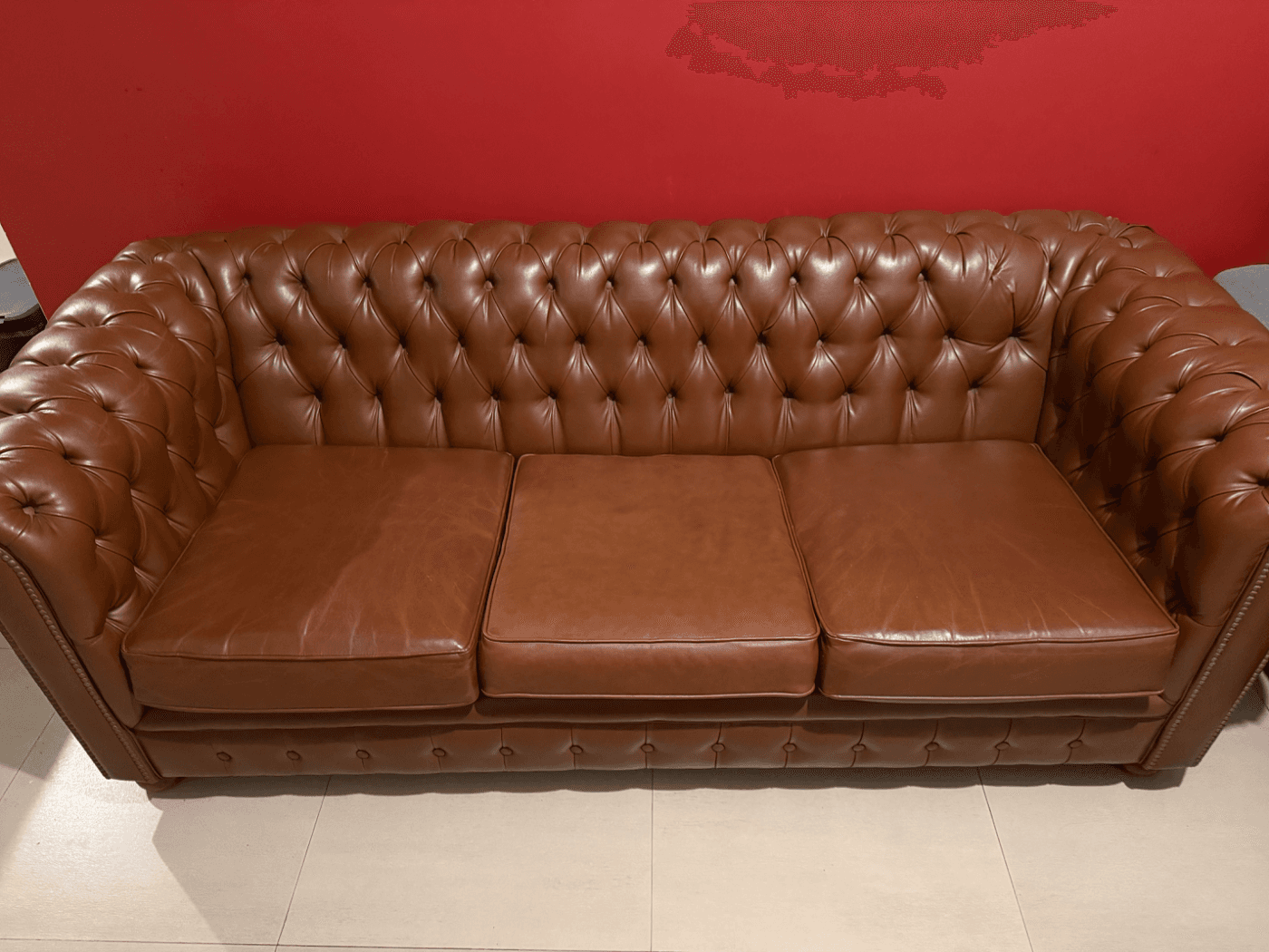 Sillón chesterfield 3 cuerpos