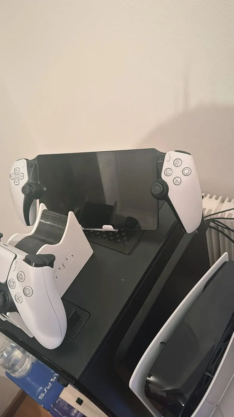 PLAY STATION 5 PORTATIL