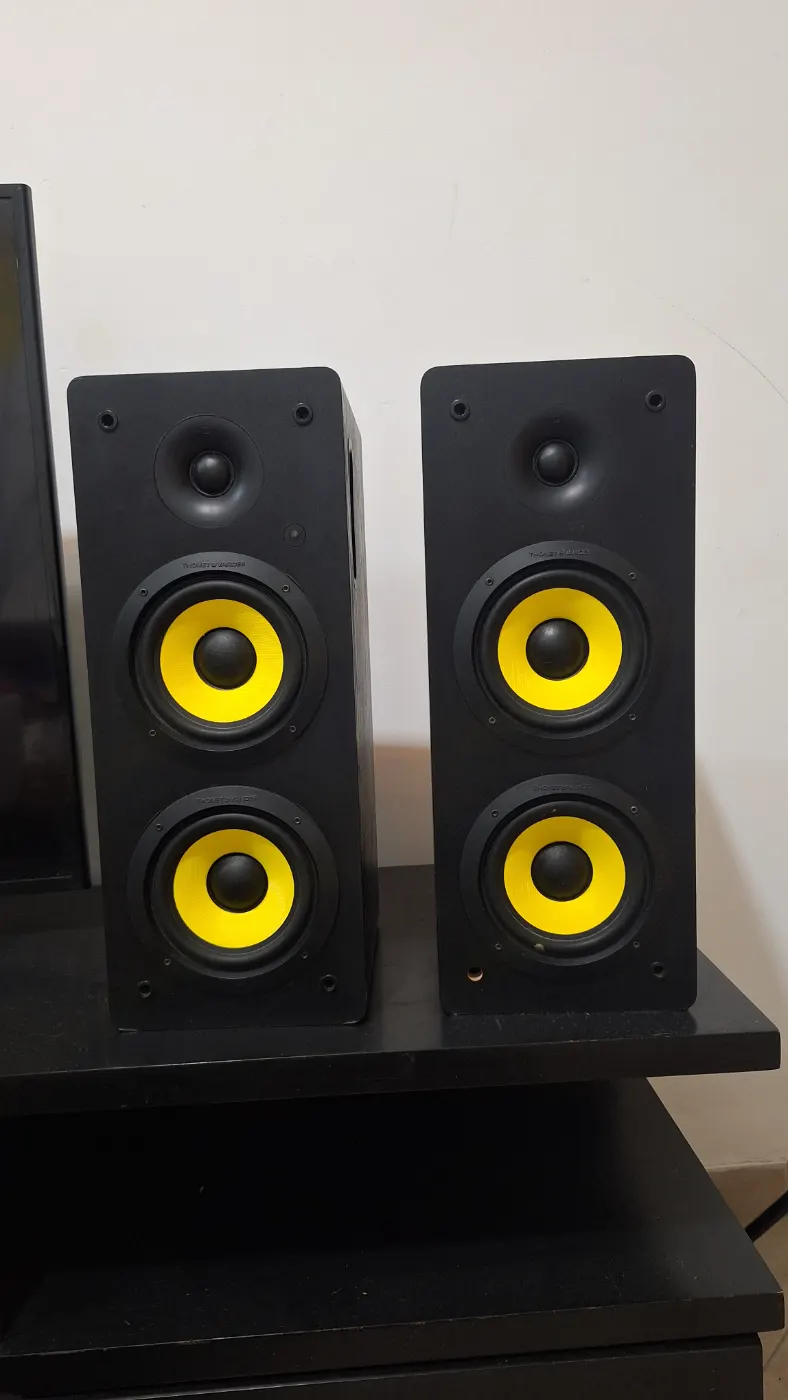 Parlantes thronet vander