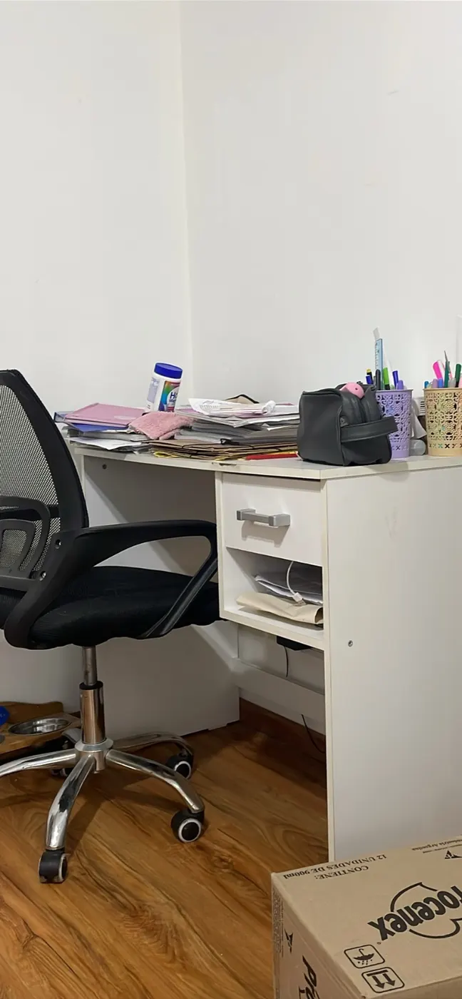Escritório + silla