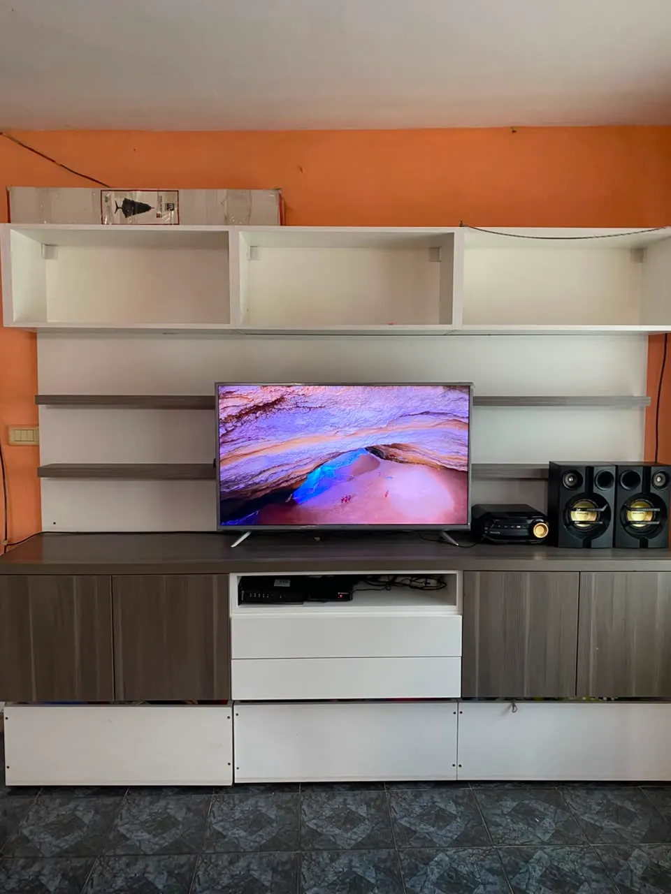 Mueble de melamina
