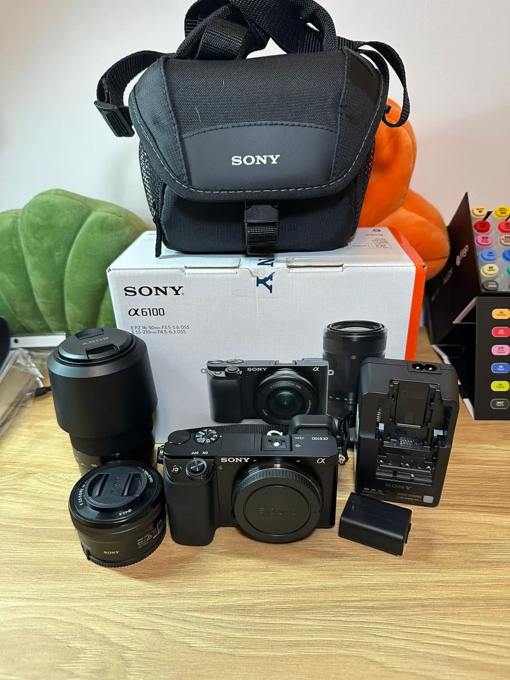 Camara Sony A6100 con accesorios