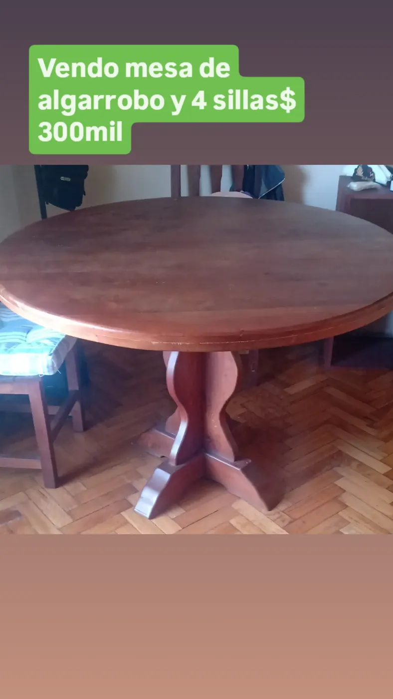 Mesa de comedor algarrobo