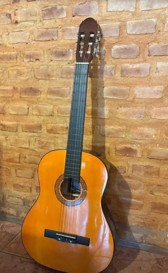 Guitarra criolla