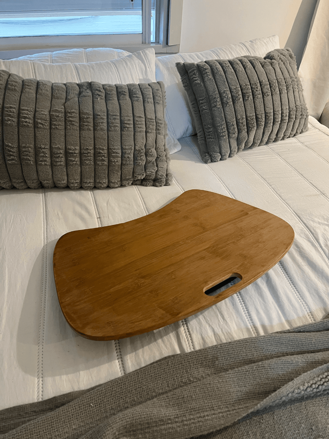 Mesa para notebook con almohadón