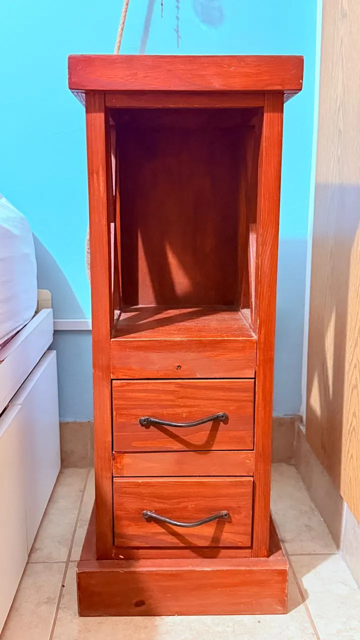 2 Mesas de luz apto Sommier