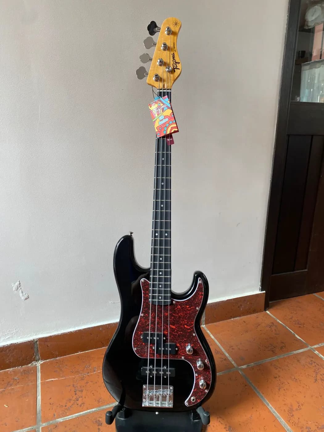 Bajo Tagima TW-65 BK DF TT TW (Precision - Jazz) NUEVO