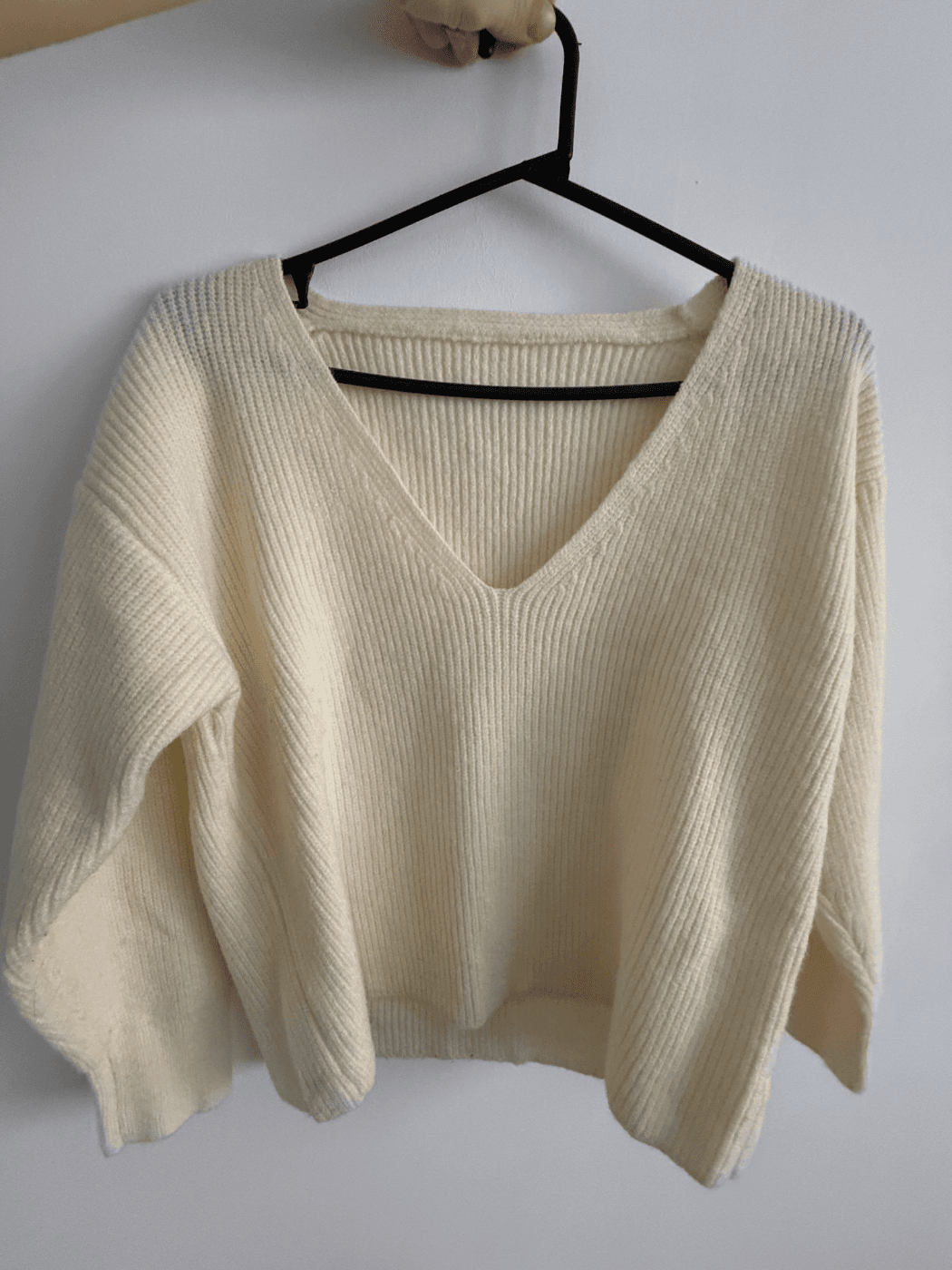 Sweater color crema sin uso talle M