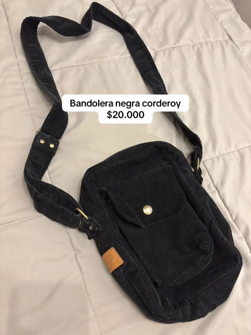 Bandolera negra corderoy