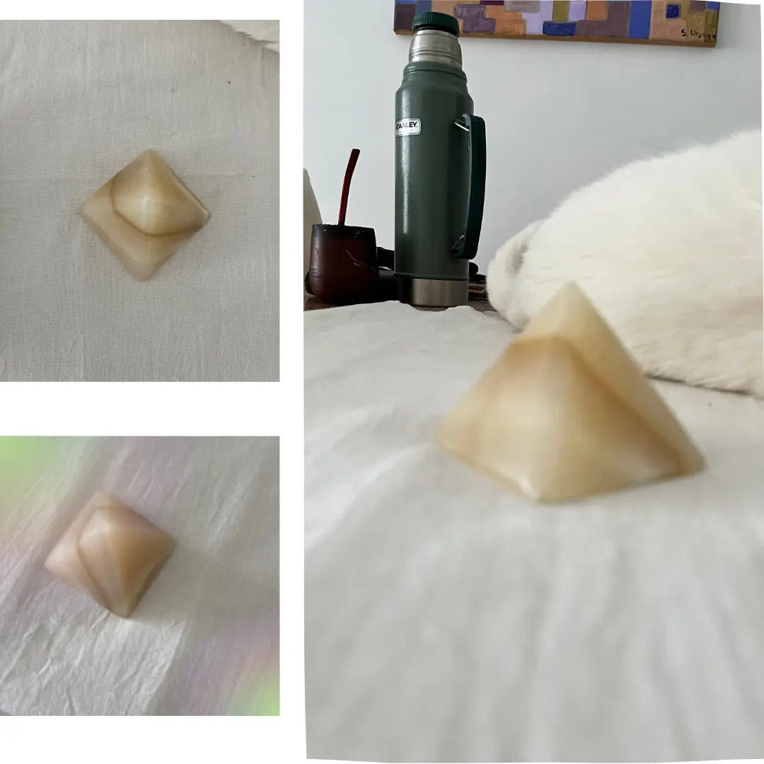 Pirámide de Piedra Natural (Ónix)